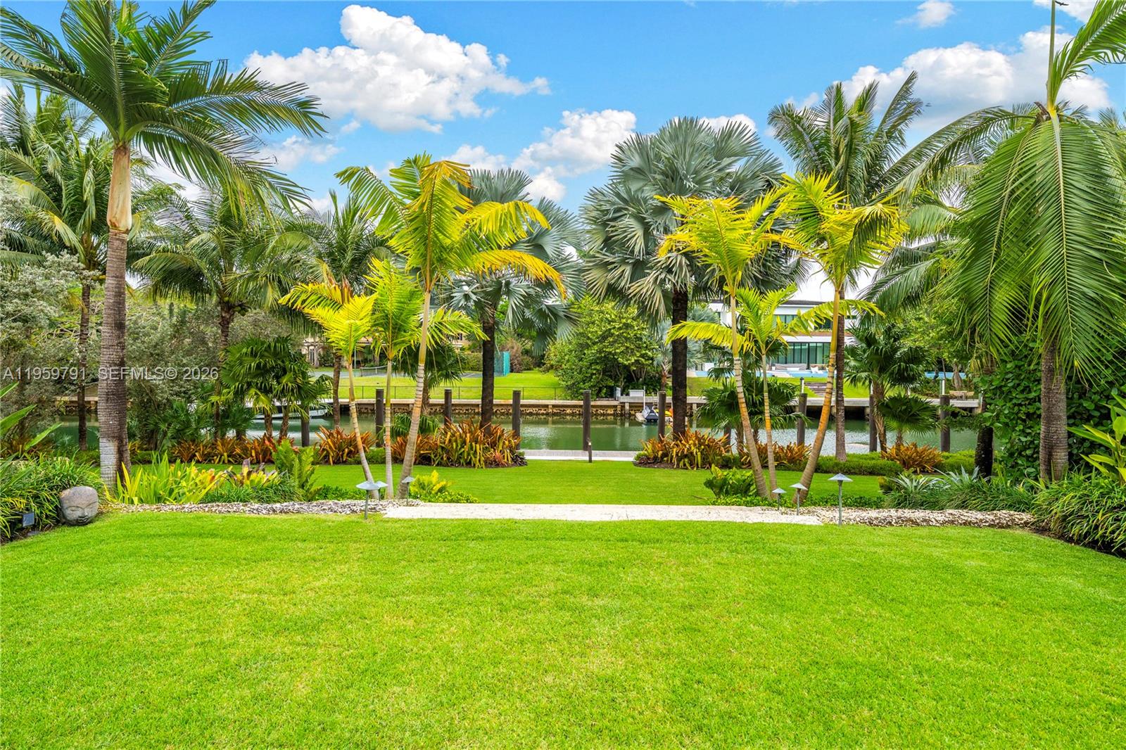555 Arvida Pkwy Coral Gables, FL 33156