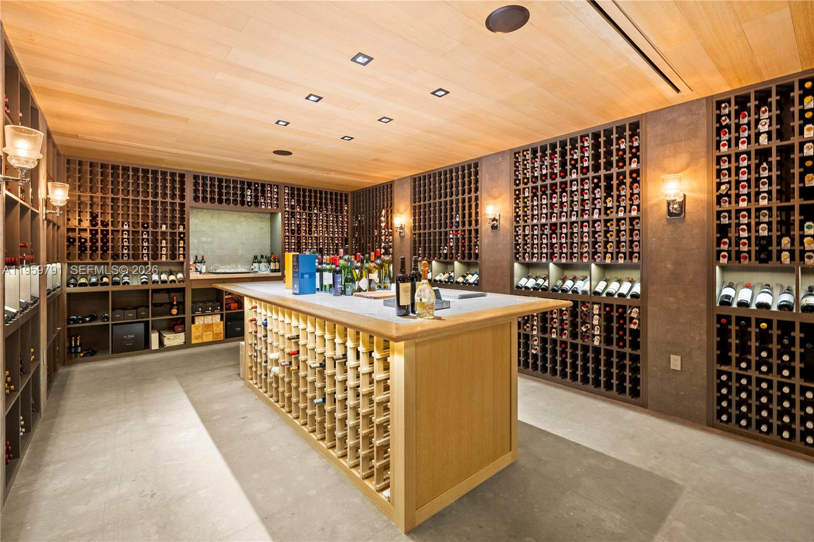 555 Arvida Pkwy Coral Gables, FL 33156