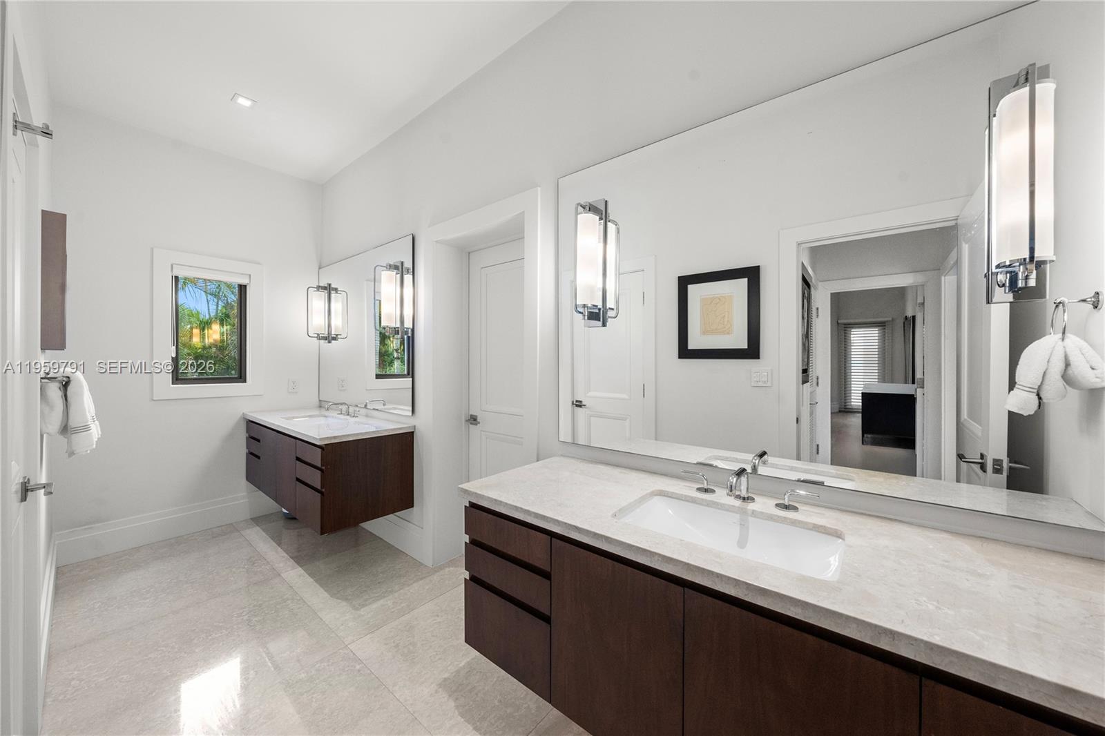 555 Arvida Pkwy Coral Gables, FL 33156