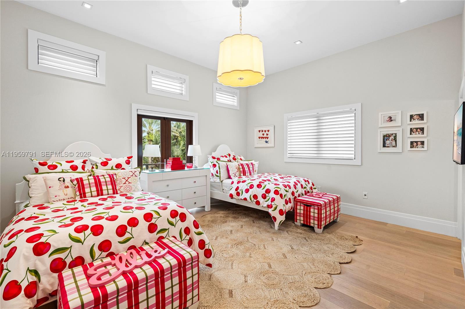 555 Arvida Pkwy Coral Gables, FL 33156