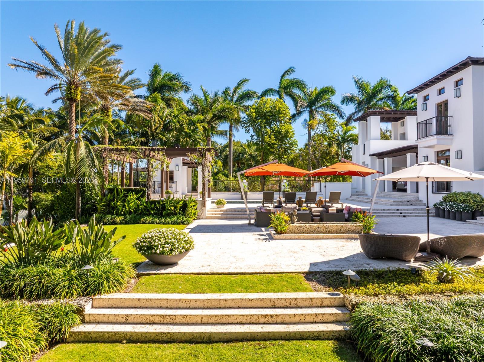 555 Arvida Pkwy Coral Gables, FL 33156