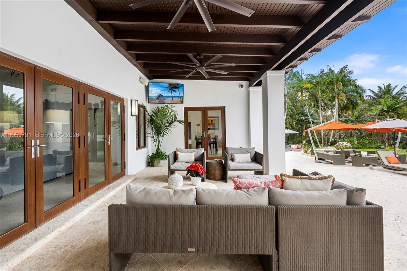 555 Arvida Pkwy Coral Gables, FL 33156