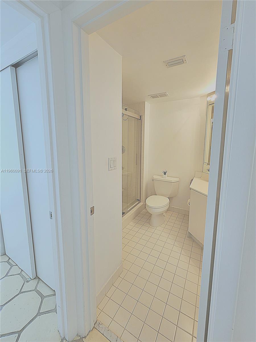 20185 E Country Clb Dr #2505 Aventura, FL 33180