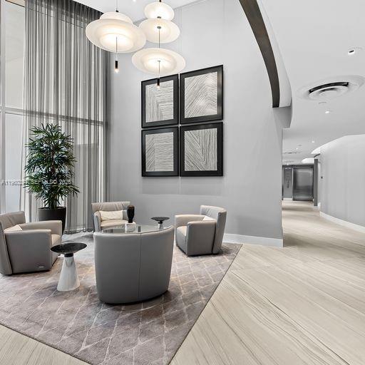 333 Las Olas Way #1502 Fort Lauderdale, FL 33301