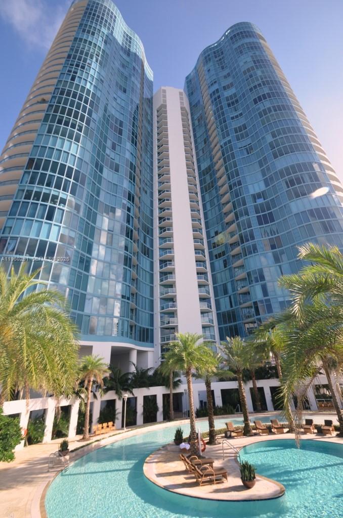 333 Las Olas Way #1502 Fort Lauderdale, FL 33301