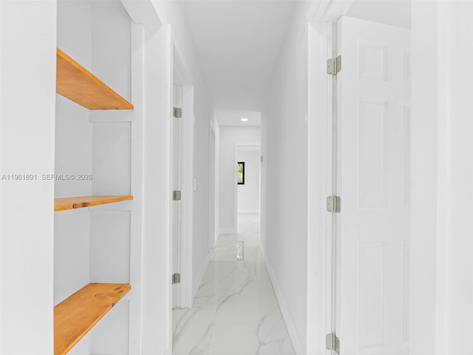 2500 SW 23rd Ter Miami, FL 33145