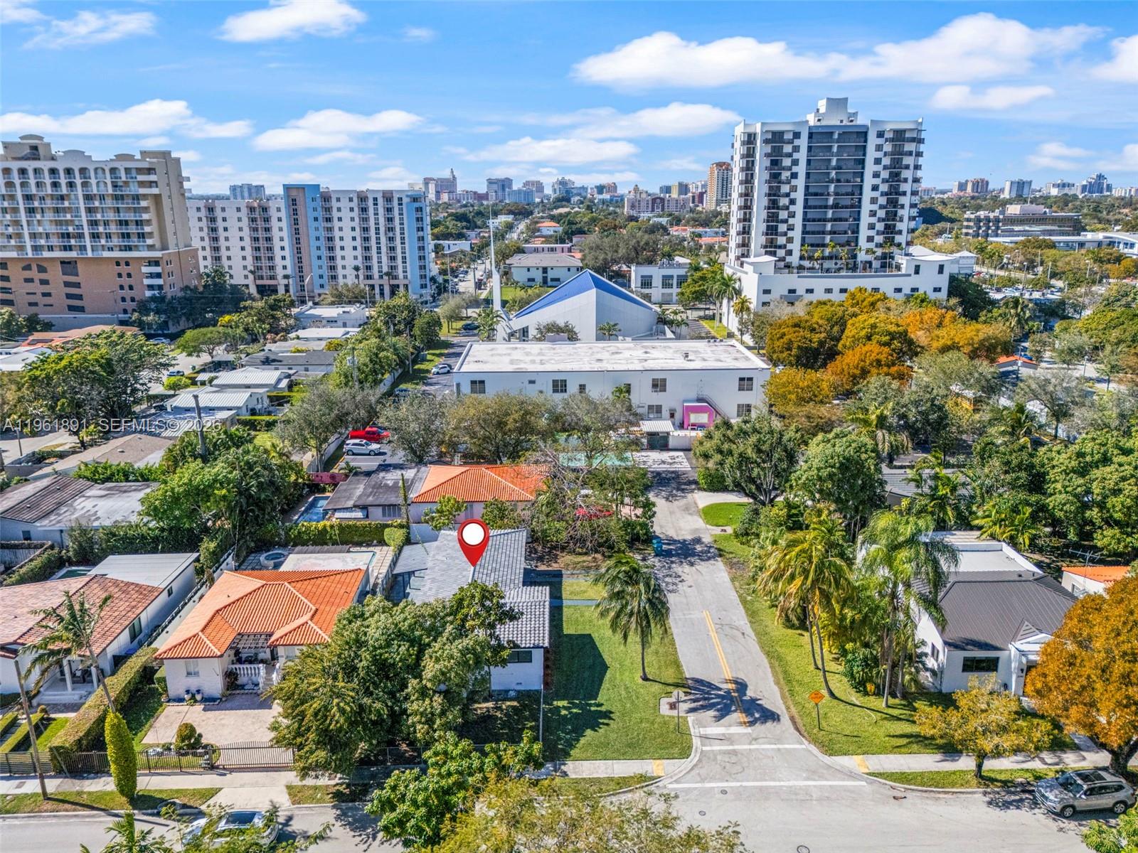 2500 SW 23rd Ter Miami, FL 33145