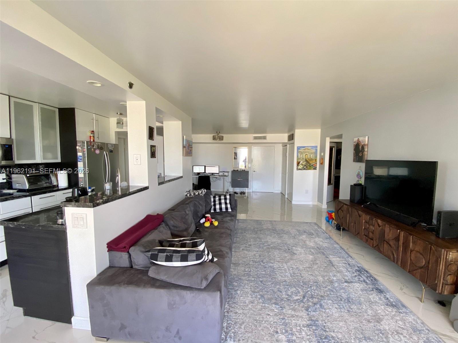 image Winston Towers 6004