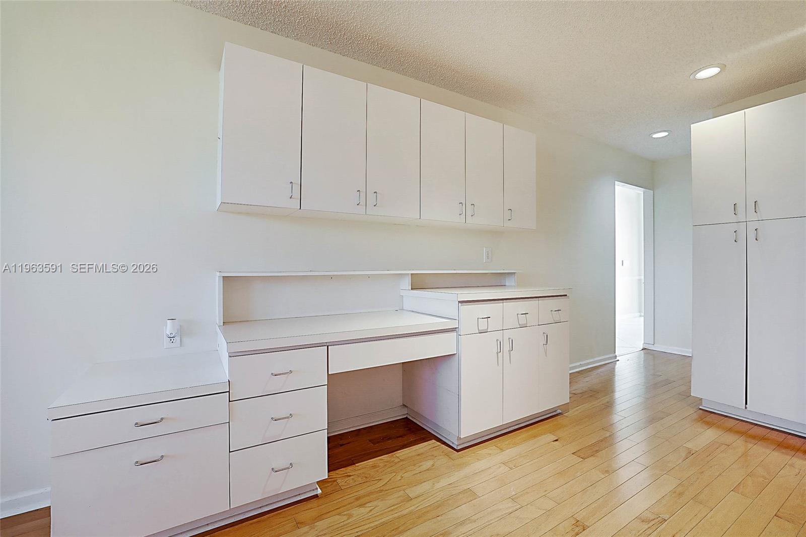 8729 SE Riverfront Ter Jupiter, FL 33469