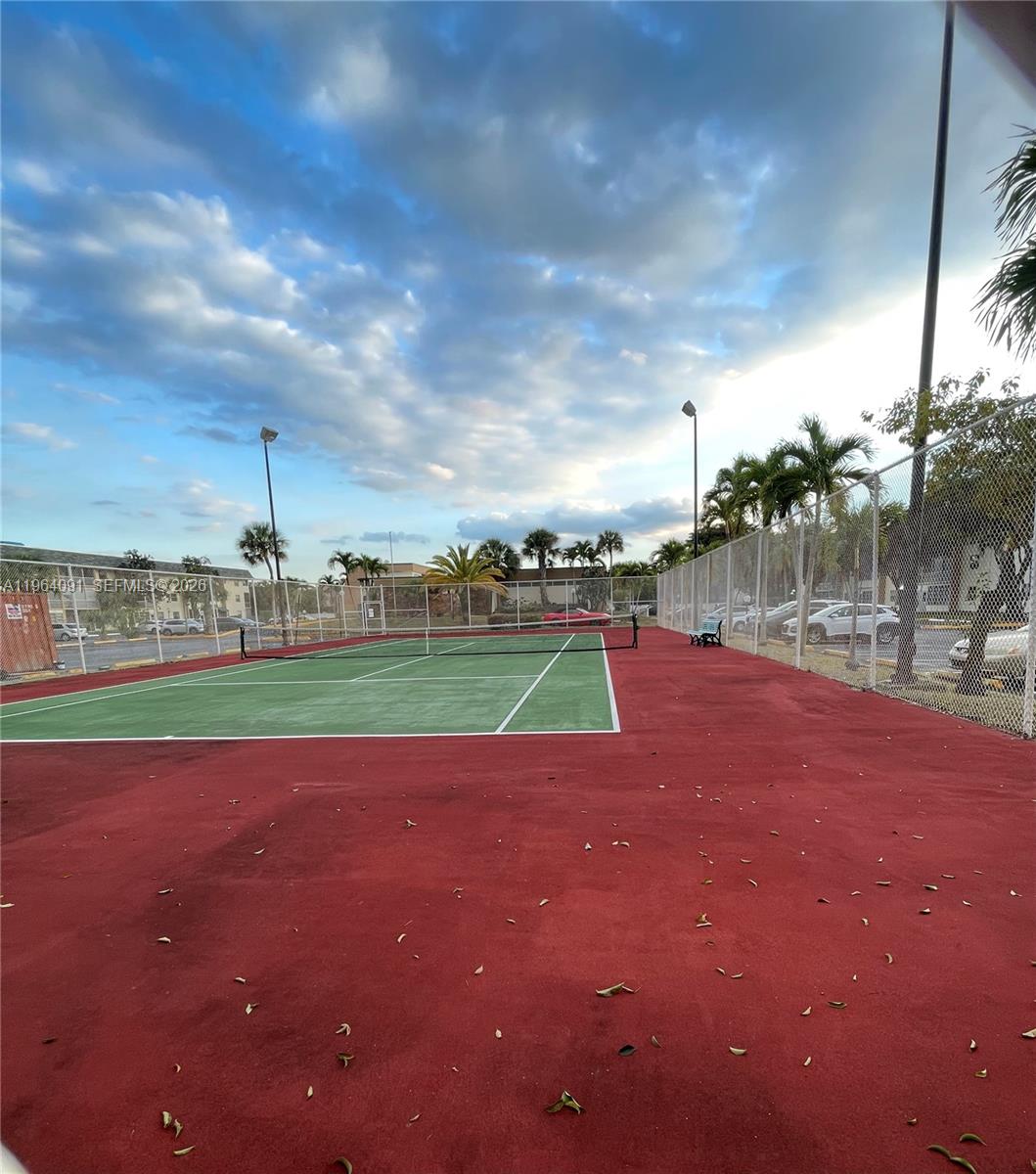 5180 E Sabal Palm Blvd #235 Tamarac, FL 33319