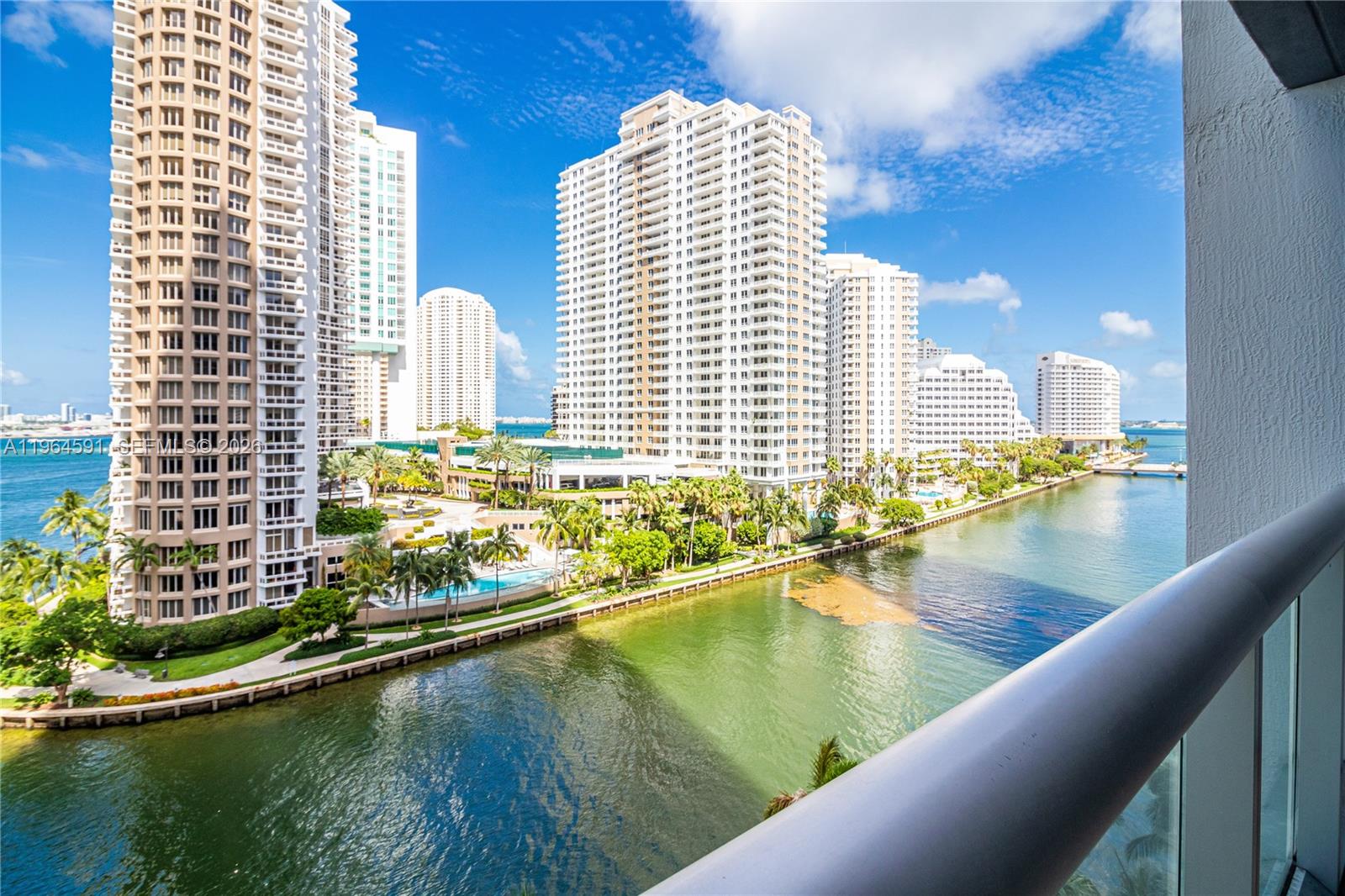 image Icon Brickell I17