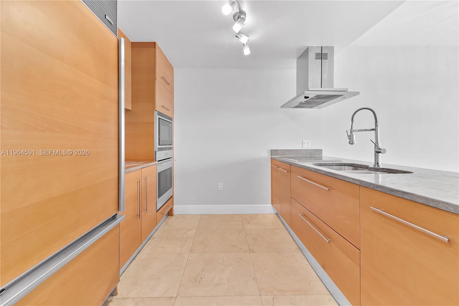 image Icon Brickell I4