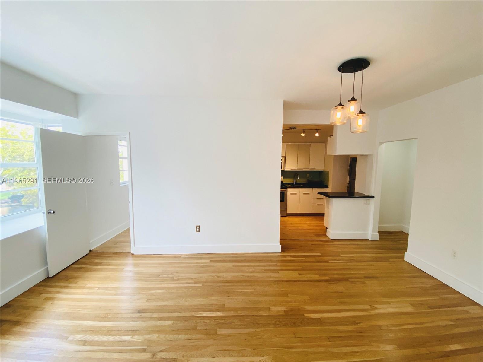 6881 Bay Dr #11 Miami Beach, FL 33141