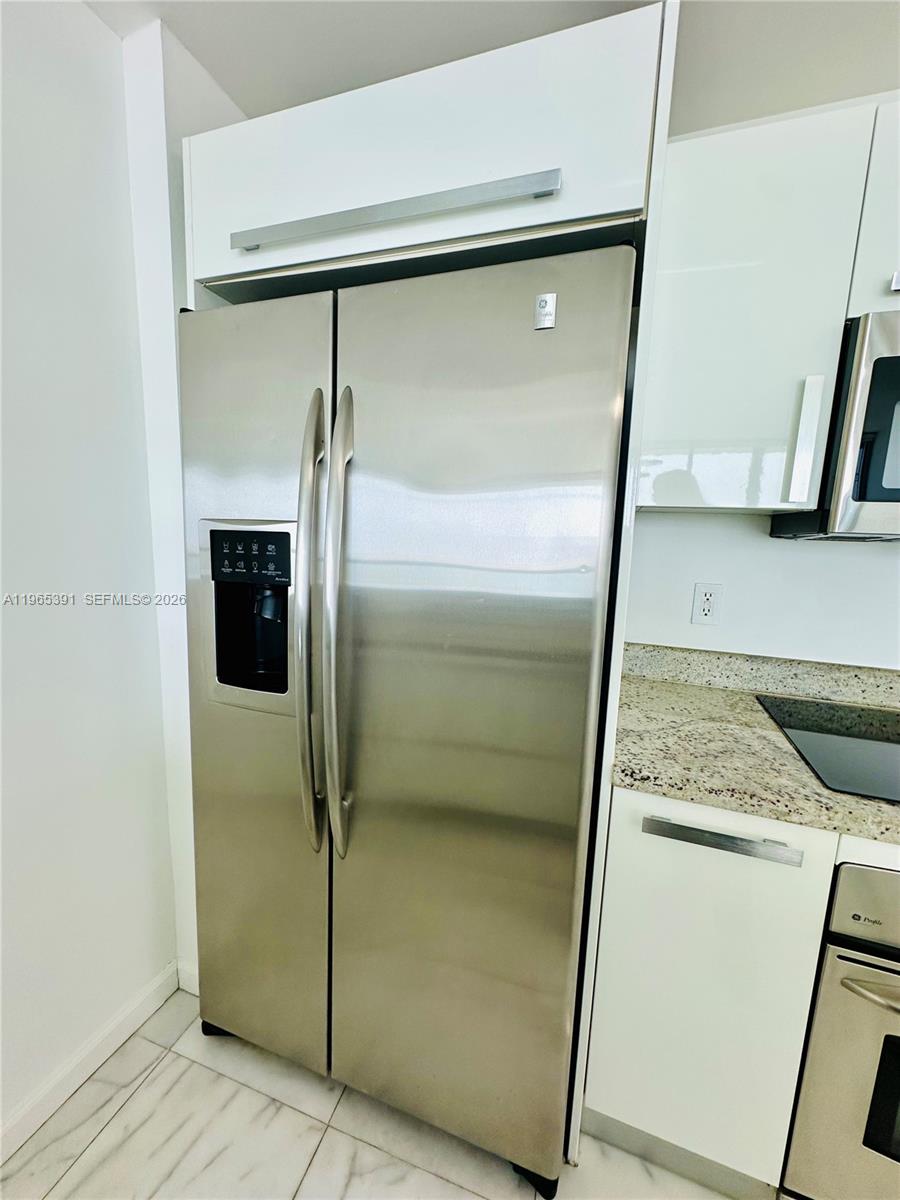 image Blue on the Bay16