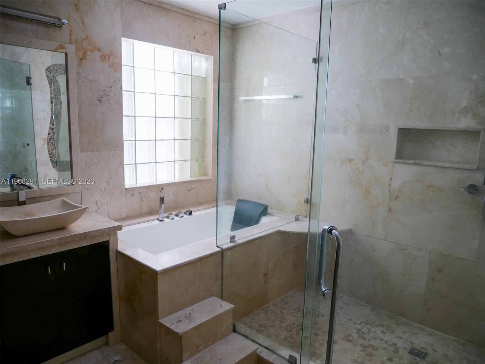 15251 Wilshire Way Pembroke Pines, FL 33027