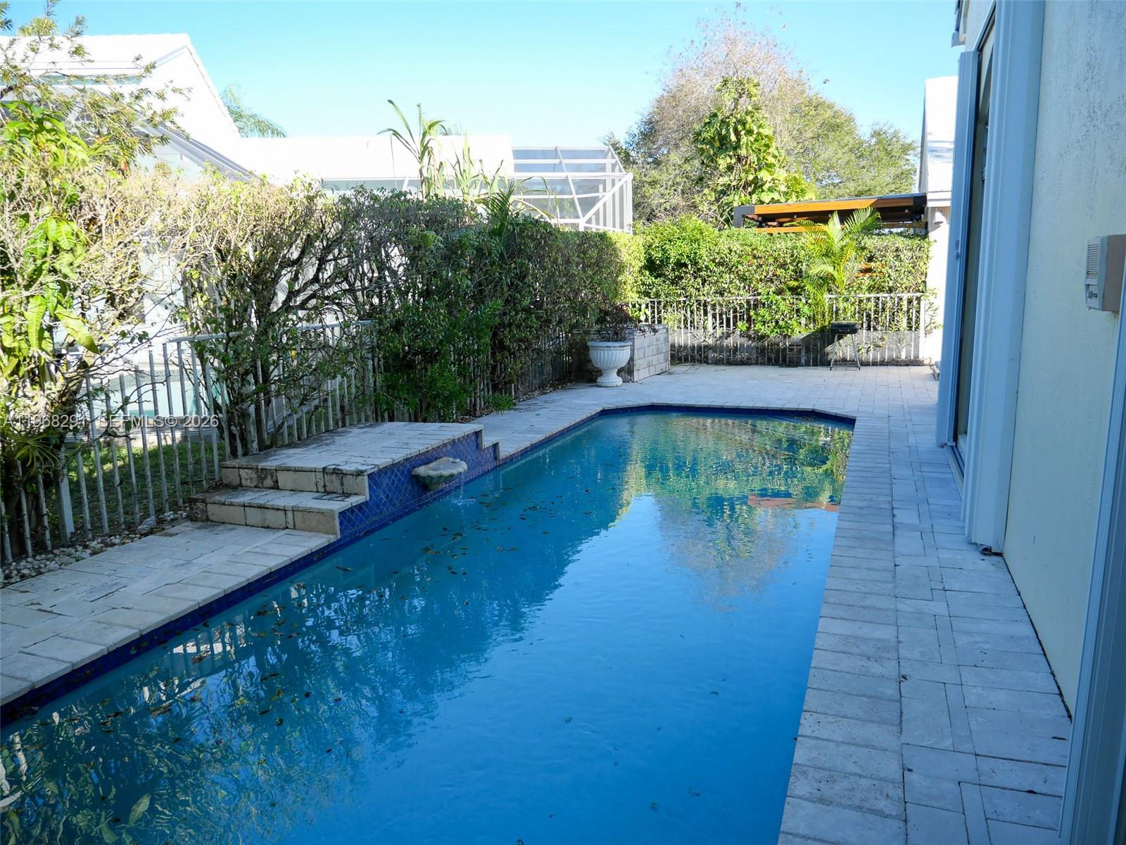 15251 Wilshire Way Pembroke Pines, FL 33027