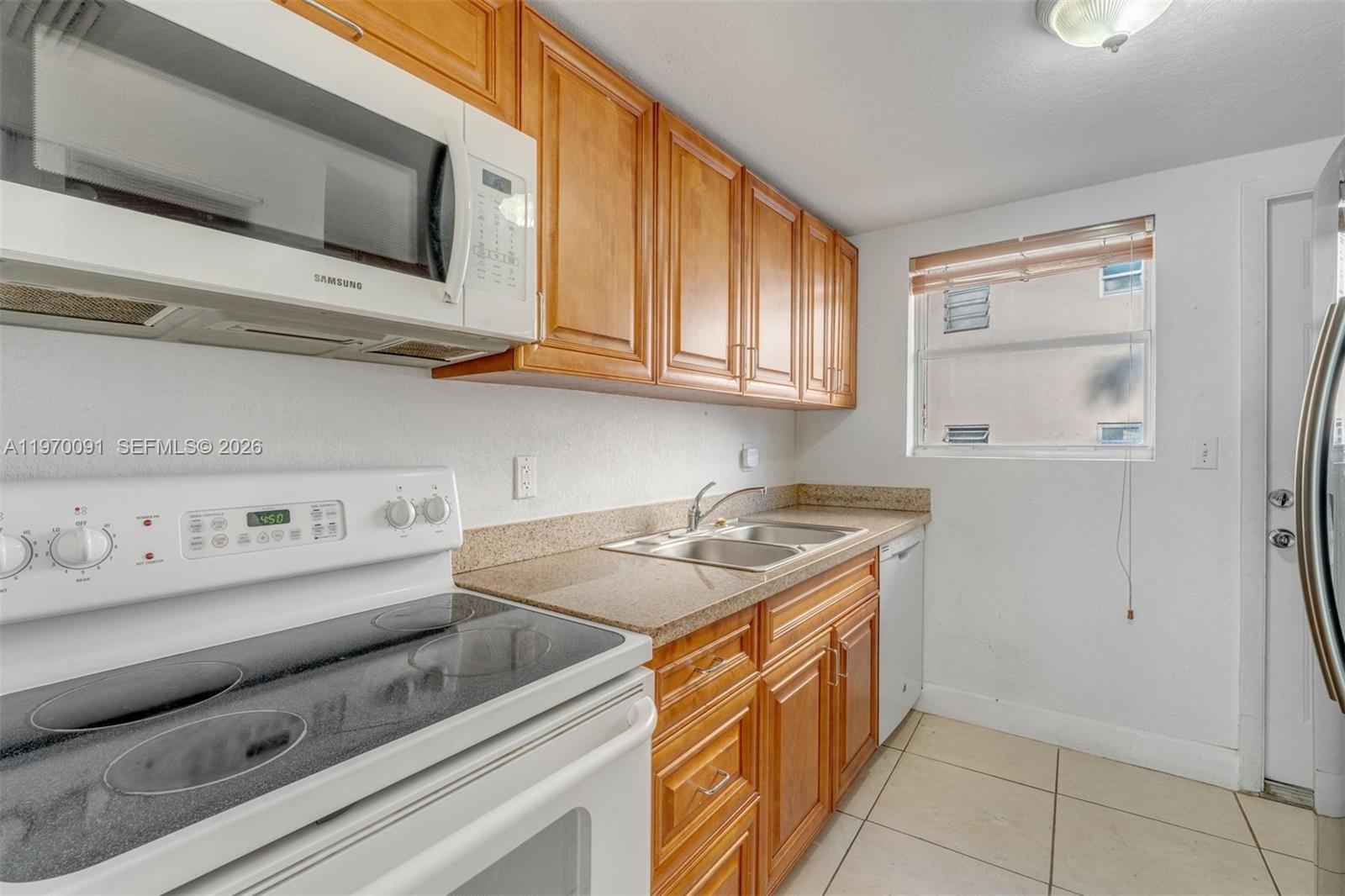 1142 99th St #23 Bay Harbor Islands, FL 33154