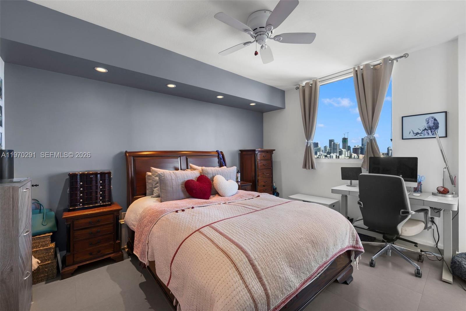 1401 SW 22nd St #1503 Miami, FL 33145