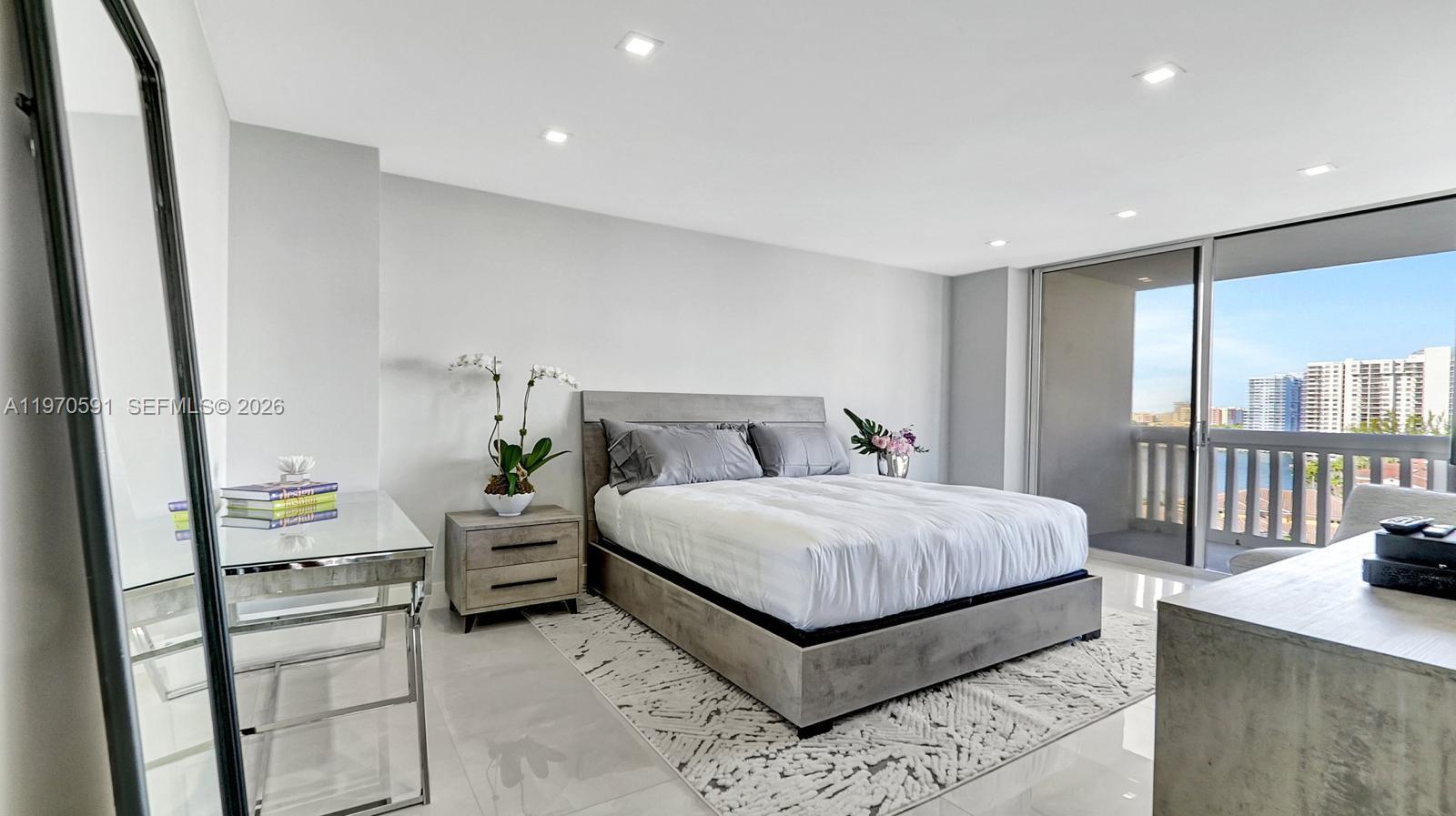 1000 E Island Blvd #1004 Aventura, FL 33160