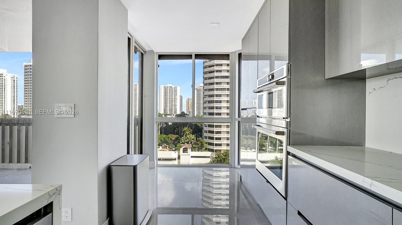 1000 E Island Blvd #1004 Aventura, FL 33160