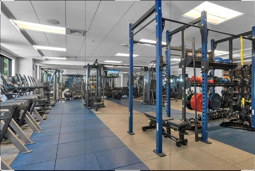 1000 E Island Blvd #1004 Aventura, FL 33160