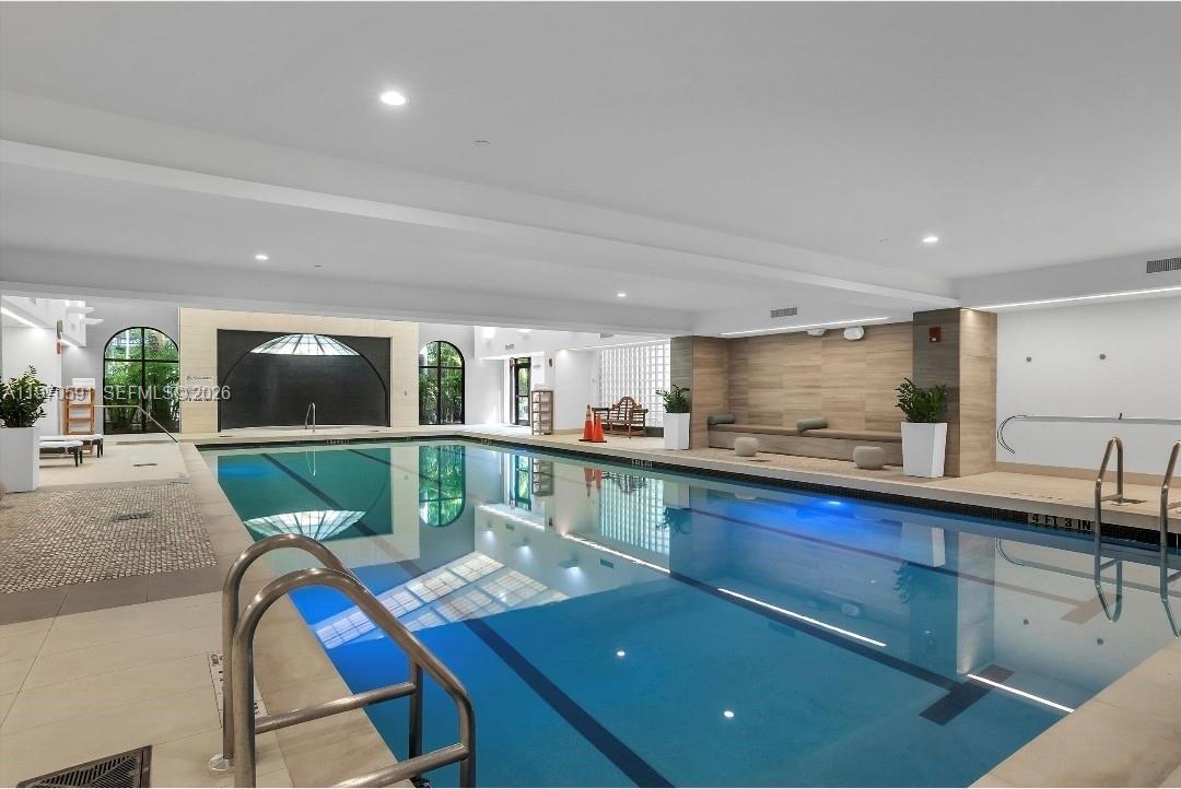 1000 E Island Blvd #1004 Aventura, FL 33160