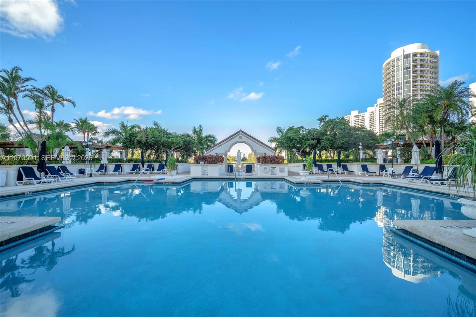 1000 E Island Blvd #1004 Aventura, FL 33160