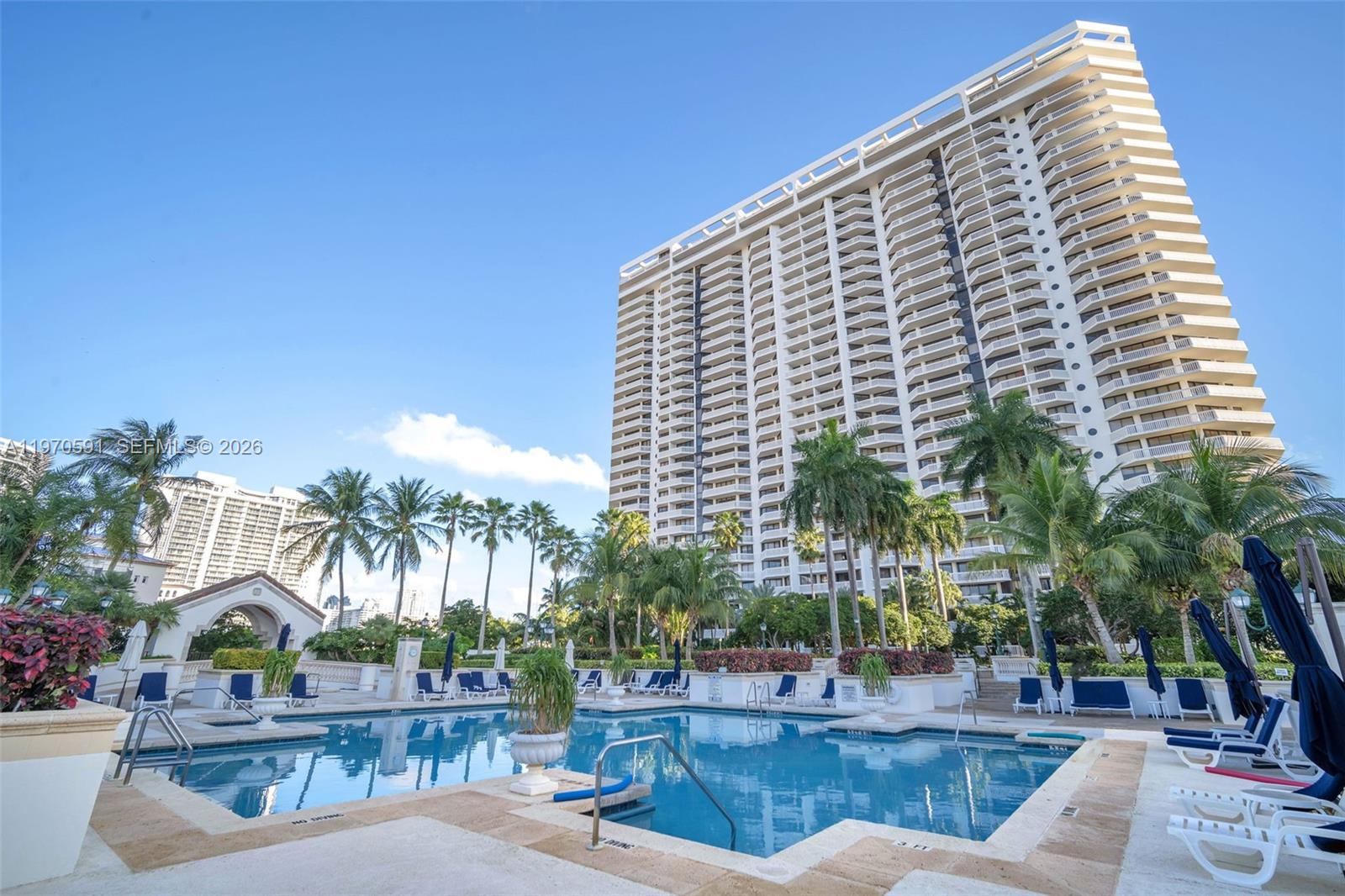 1000 E Island Blvd #1004 Aventura, FL 33160