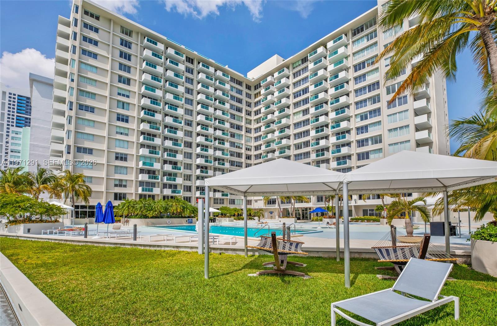1200 West Ave #315 Miami Beach, FL 33139