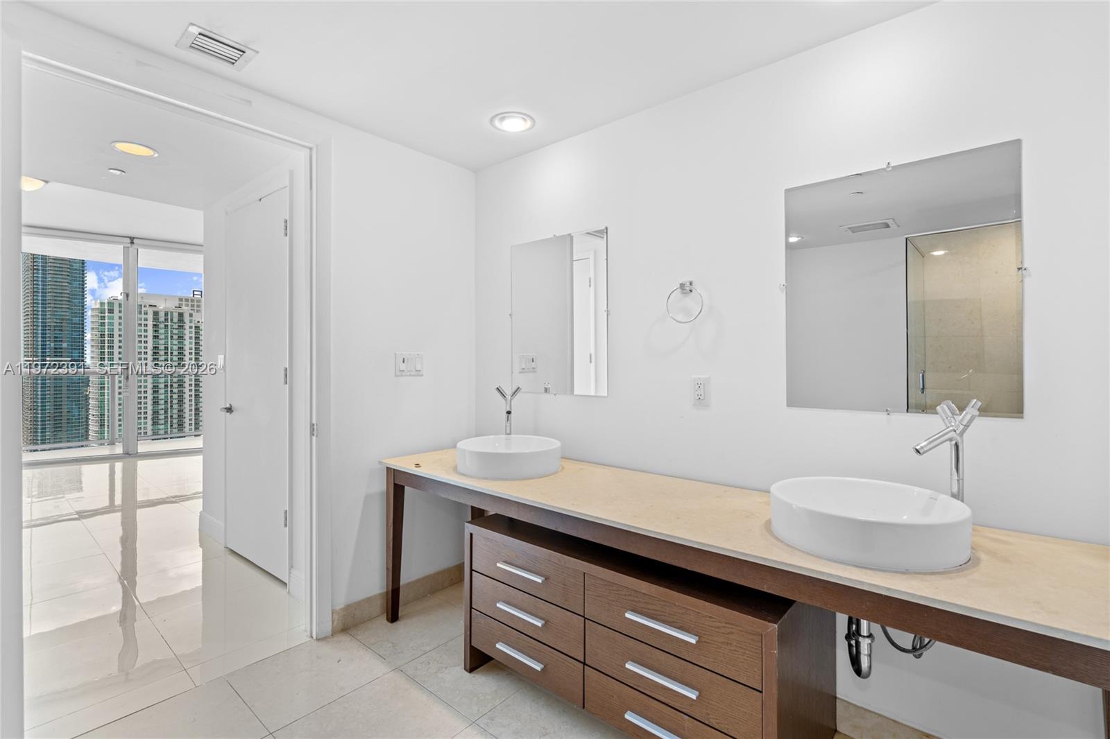 image Icon Brickell II31