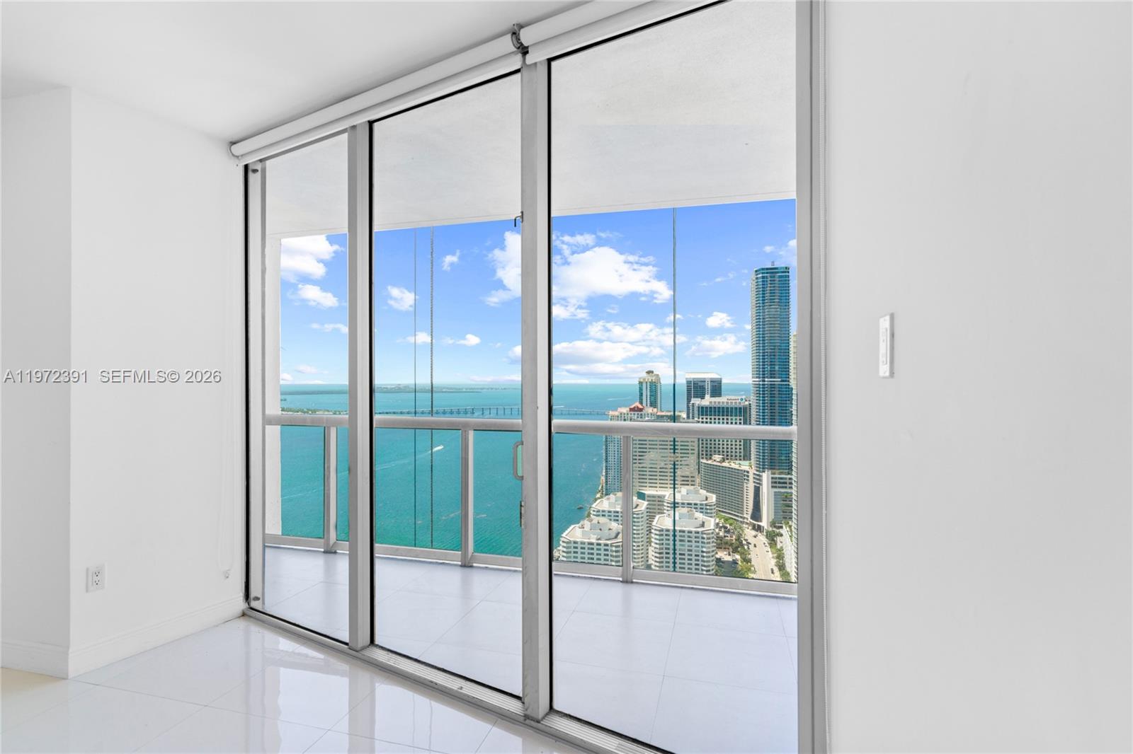 image Icon Brickell II44