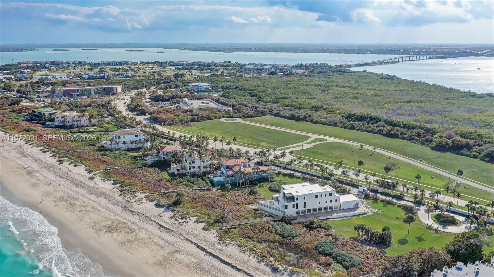 1245 NE Doubloon Dr Hutchinson Island, FL 34996