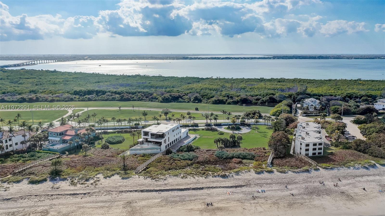 1245 NE Doubloon Dr Hutchinson Island, FL 34996