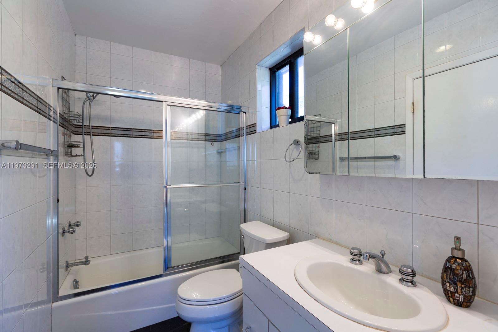 3721 SW 58th Ave Miami, FL 33155