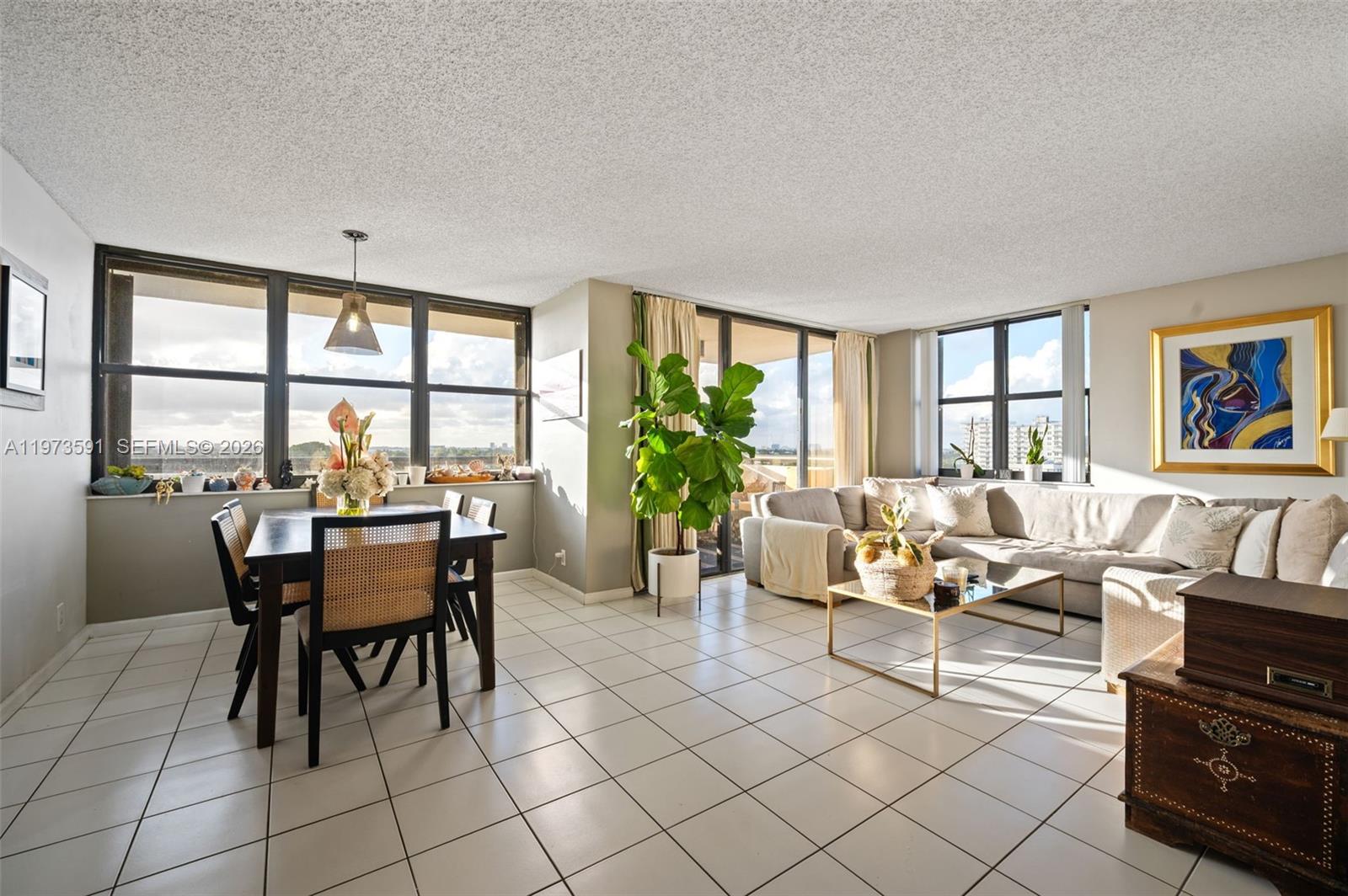 2555 Collins Ave #1002 Miami Beach, FL 33140