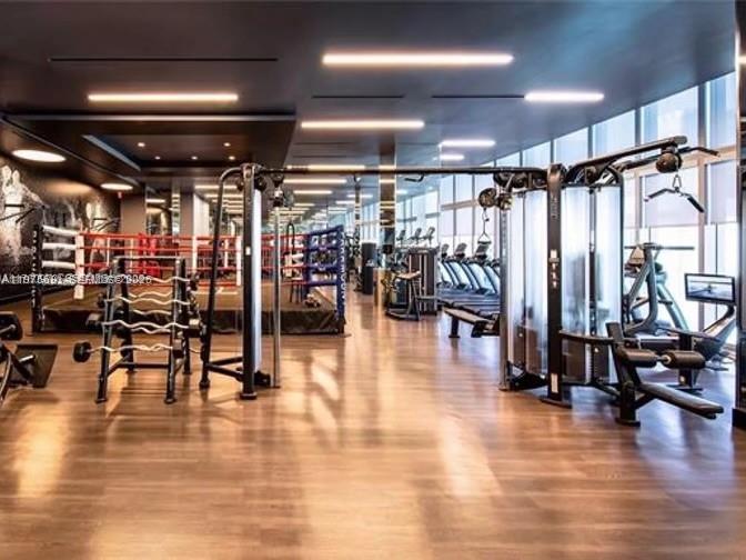 851 NE 1st Ave #3000 Miami, FL 33132