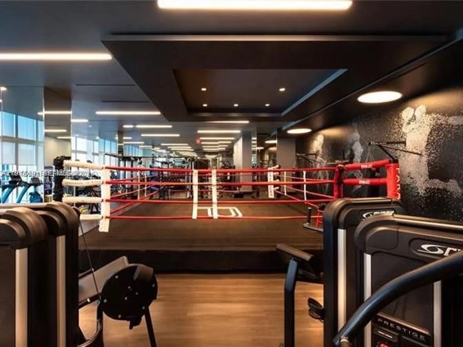 851 NE 1st Ave #3000 Miami, FL 33132