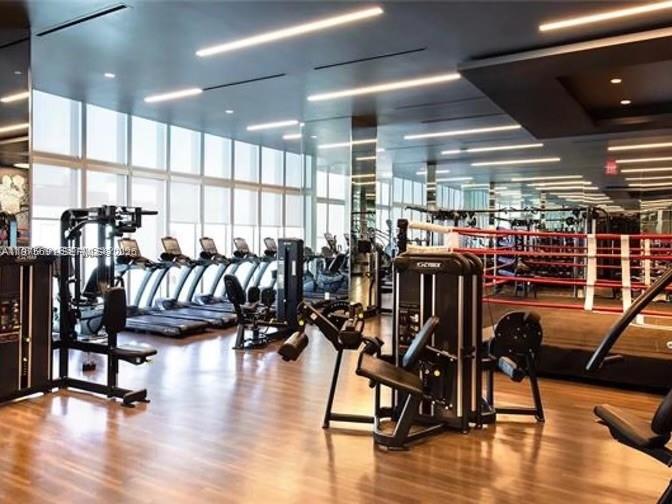 851 NE 1st Ave #3000 Miami, FL 33132