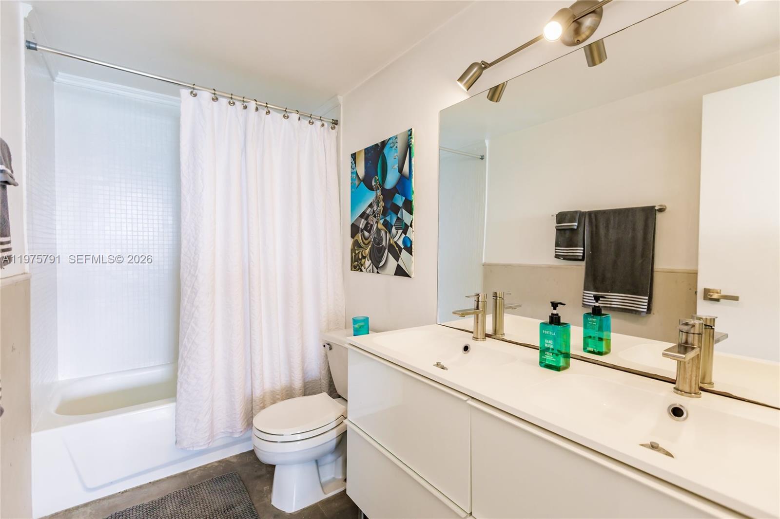 image Mirador 1000 (South Tower)13