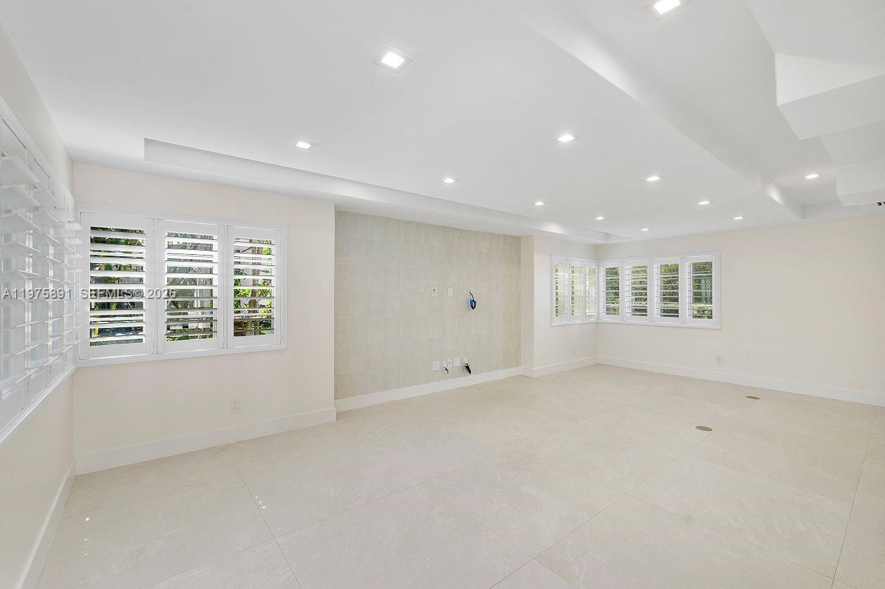 6517 Castaneda St Coral Gables, FL 33146