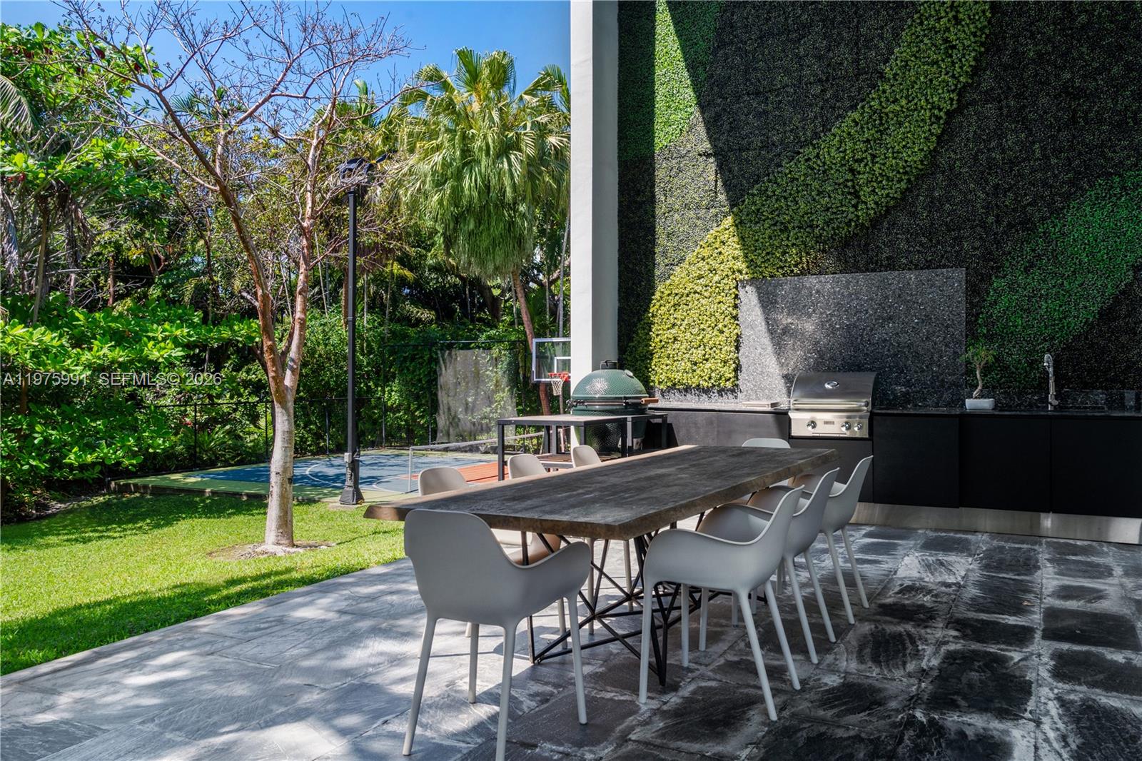 12220 Rock Gdn Ln Pinecrest, FL 33156