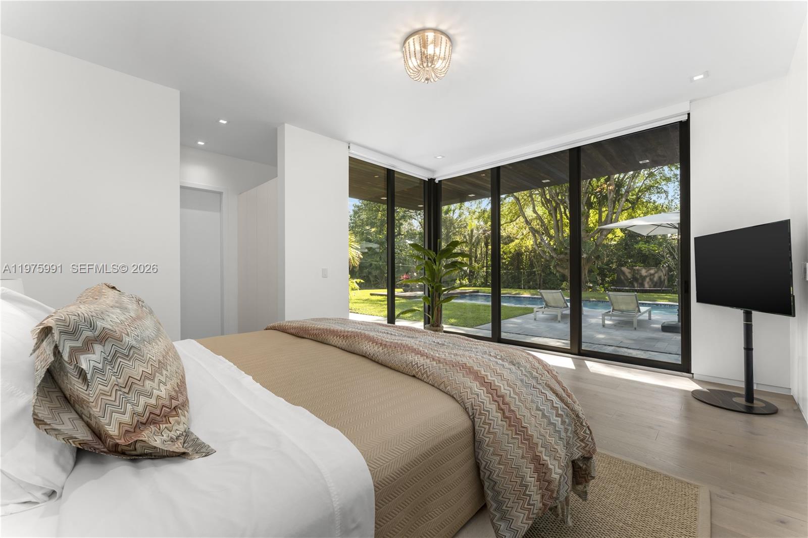 12220 Rock Gdn Ln Pinecrest, FL 33156