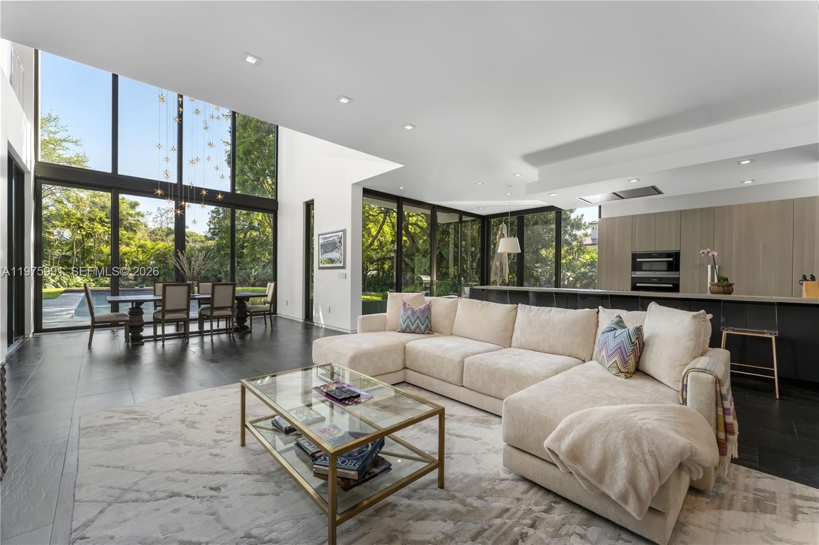 12220 Rock Gdn Ln Pinecrest, FL 33156