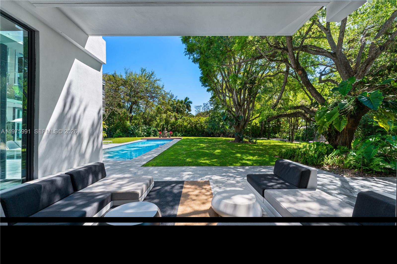 12220 Rock Gdn Ln Pinecrest, FL 33156