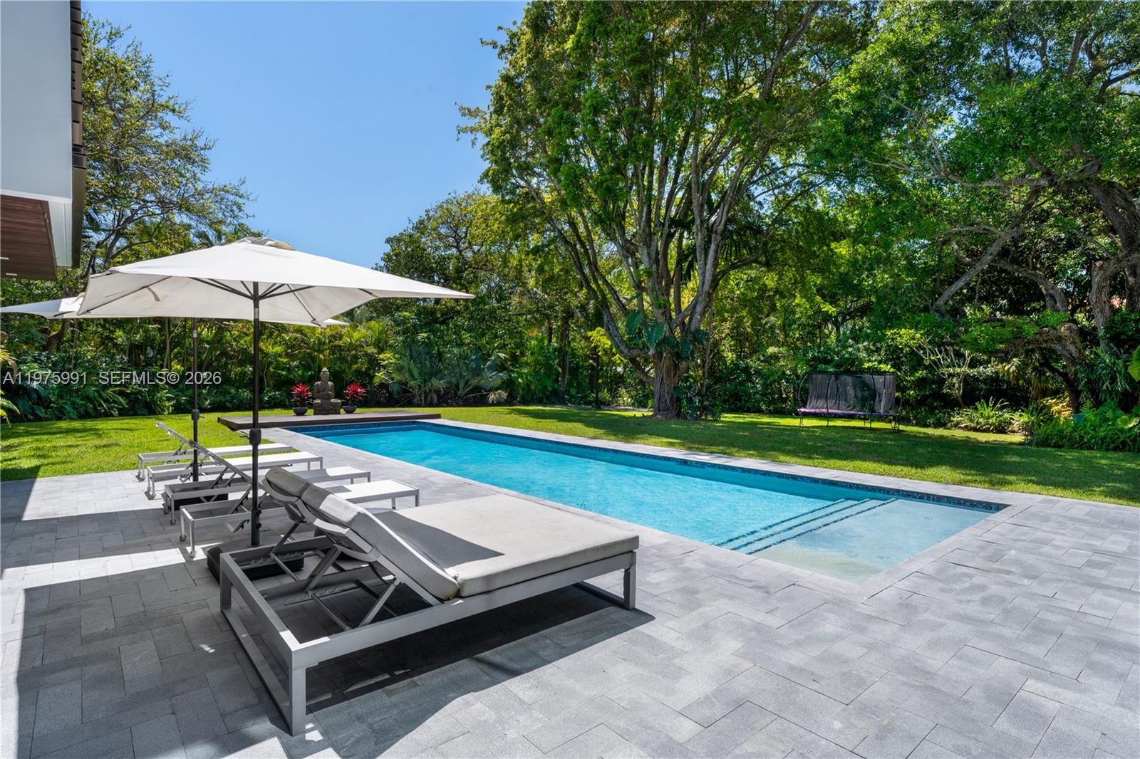 12220 Rock Gdn Ln Pinecrest, FL 33156