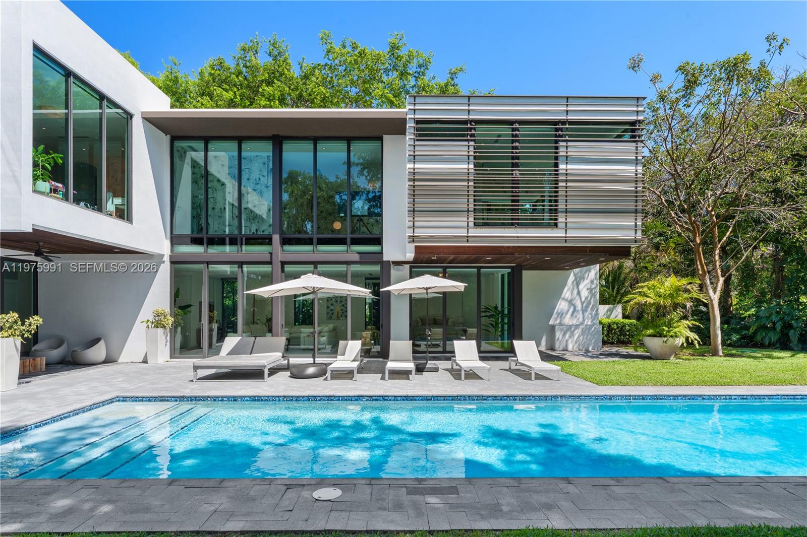 12220 Rock Gdn Ln Pinecrest, FL 33156