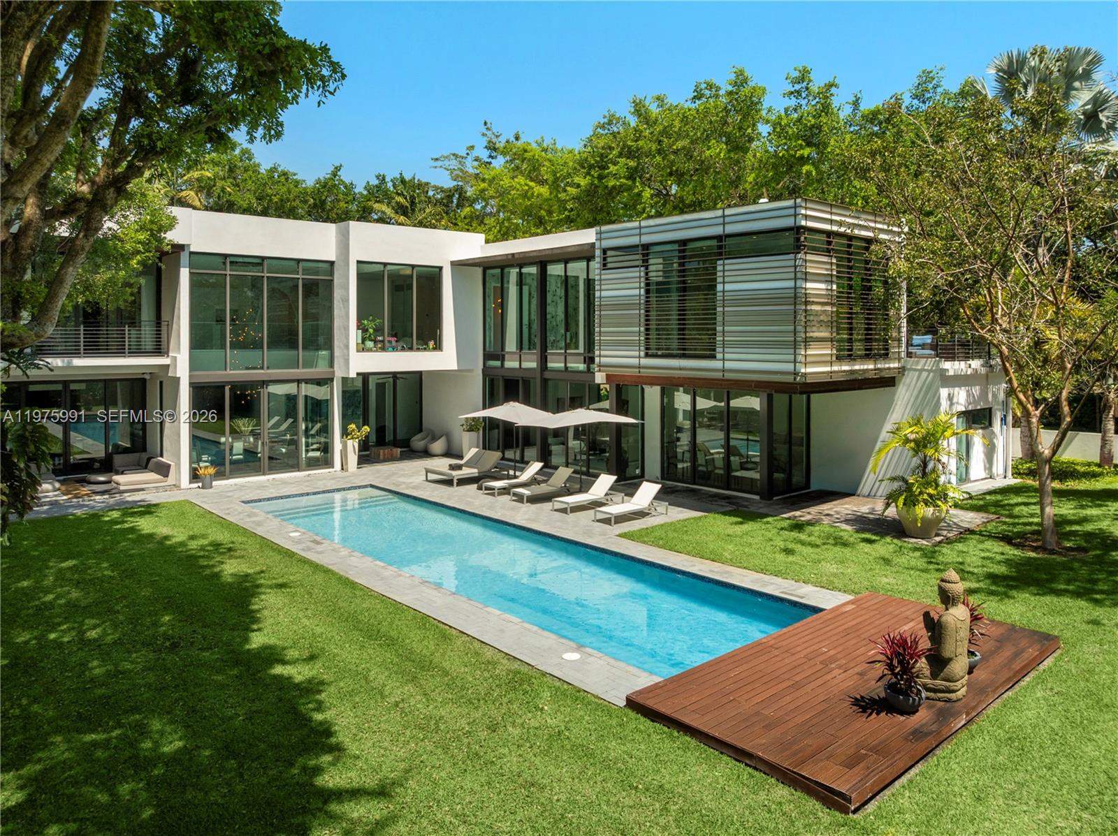 12220 Rock Gdn Ln Pinecrest, FL 33156