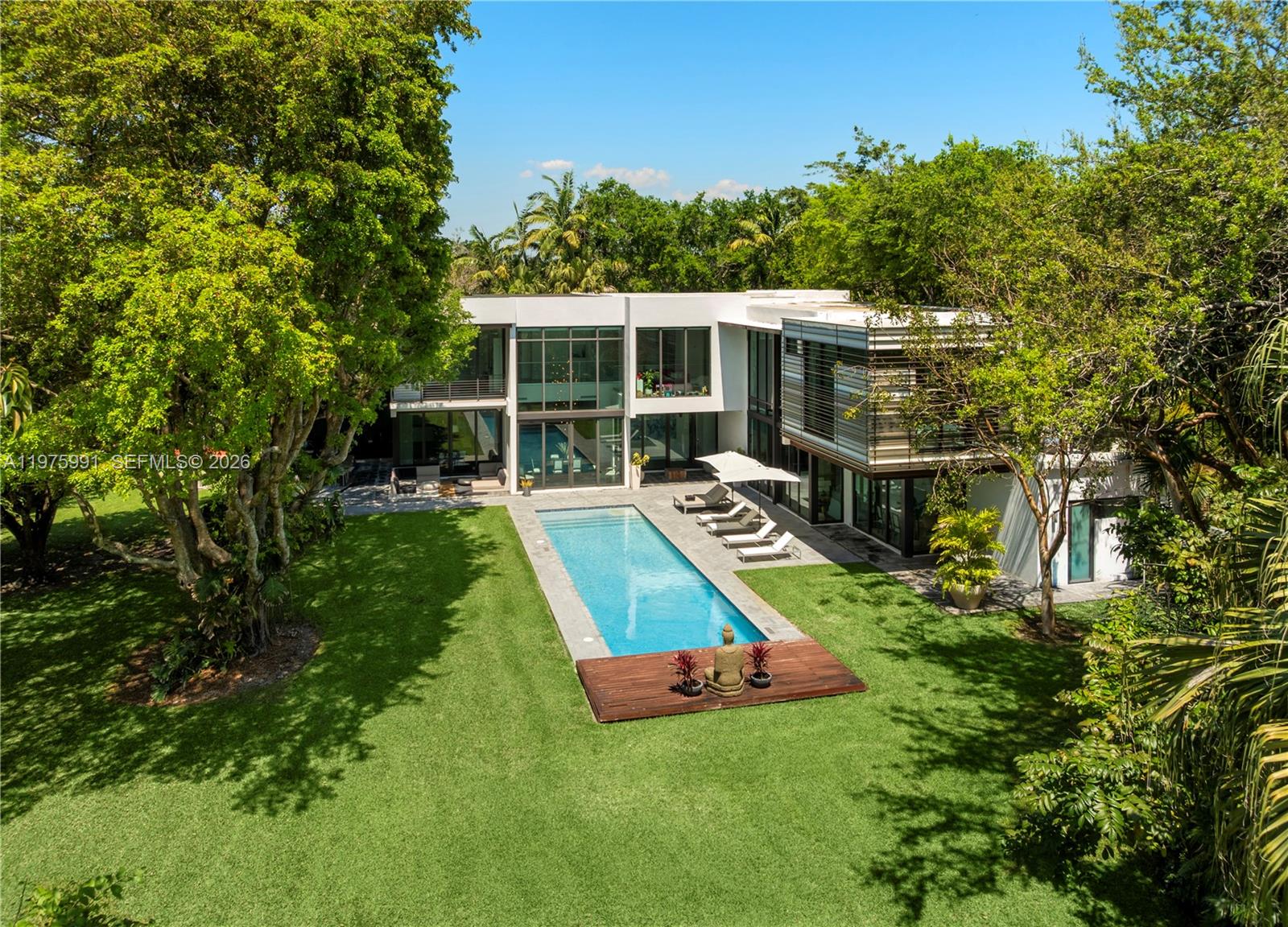 12220 Rock Gdn Ln Pinecrest, FL 33156