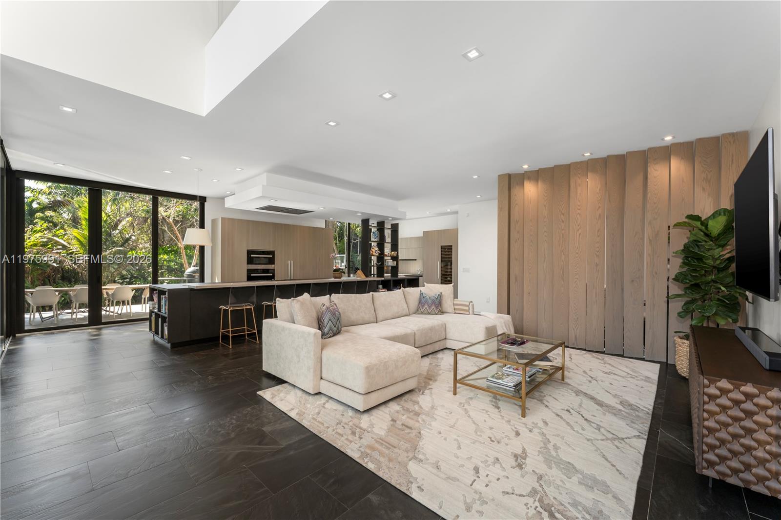 12220 Rock Gdn Ln Pinecrest, FL 33156