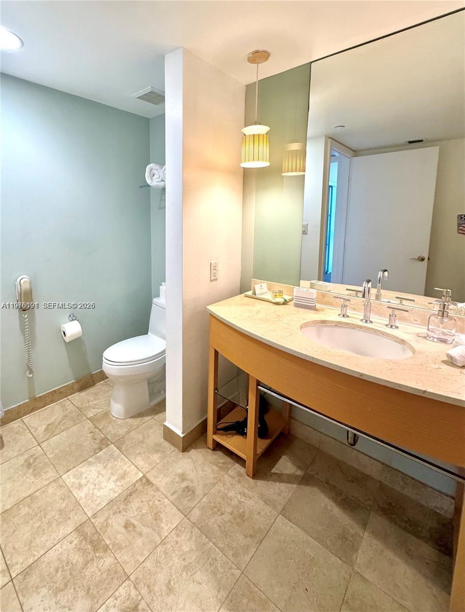 18683 Collins Ave #2306 Sunny Isles Beach, FL 33160